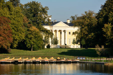 Wörlitzer Park, Schloss